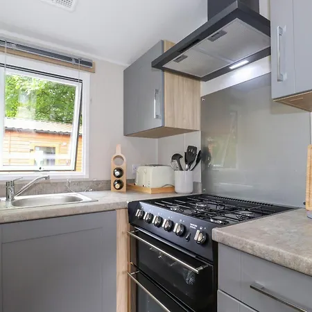 Elton's Escape * Windermere