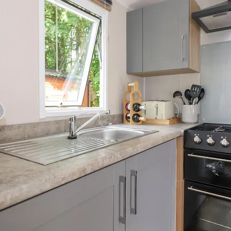 Elton's Escape * Windermere